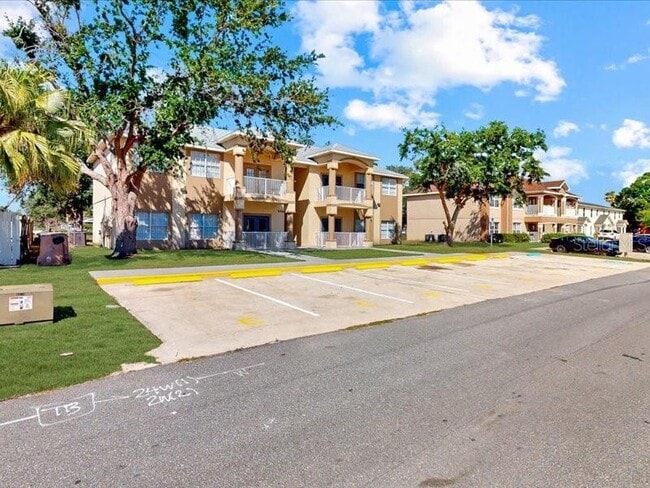 Building Photo - 206 Majors Ln