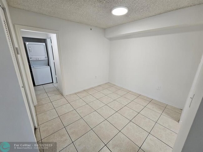 Building Photo - 12136 St.Andrews Pl