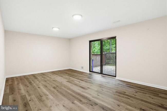 Building Photo - 8957 Skyrock Ct