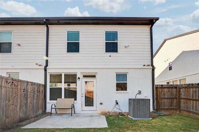 Building Photo - 114 Auburn Valley Wy