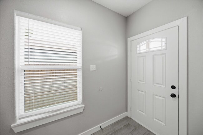 Building Photo - 426 New Mexico St