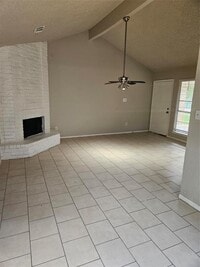 Building Photo - 10111 Wild Hollow Ln