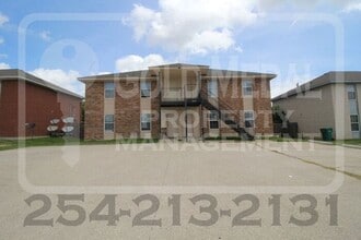 Building Photo - 1619 Inca Dr