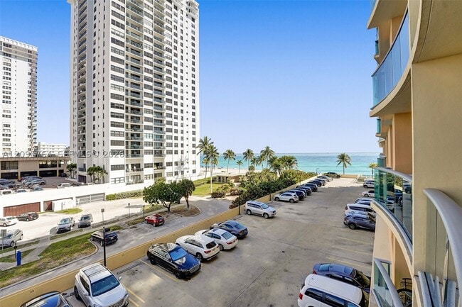 Building Photo - 2501 S Ocean Dr