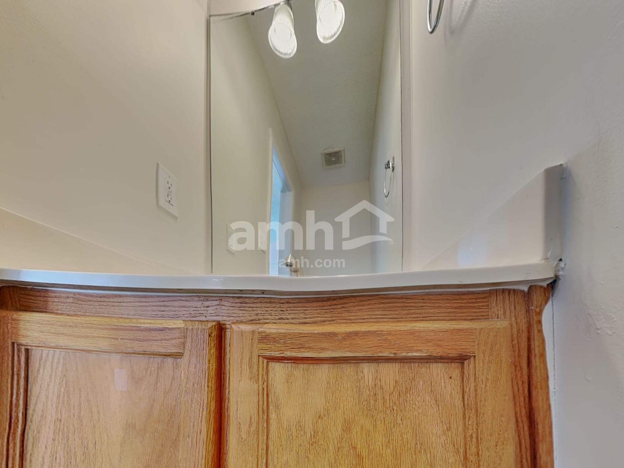 Building Photo - 10126 Illoria Dr