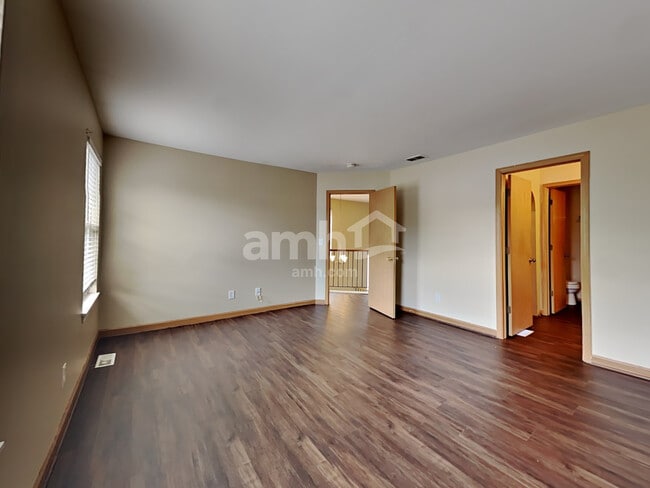 Building Photo - 14017 Emerald Ct