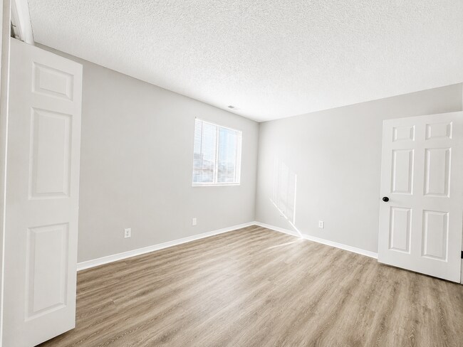 Building Photo - 1835 Zebulon Dr