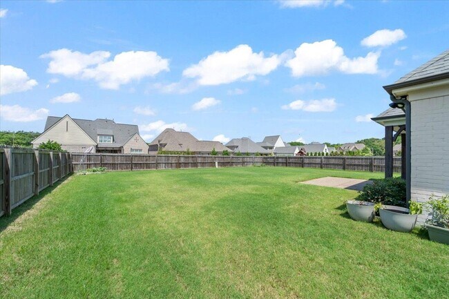 Building Photo - 4741 Carousel Ln