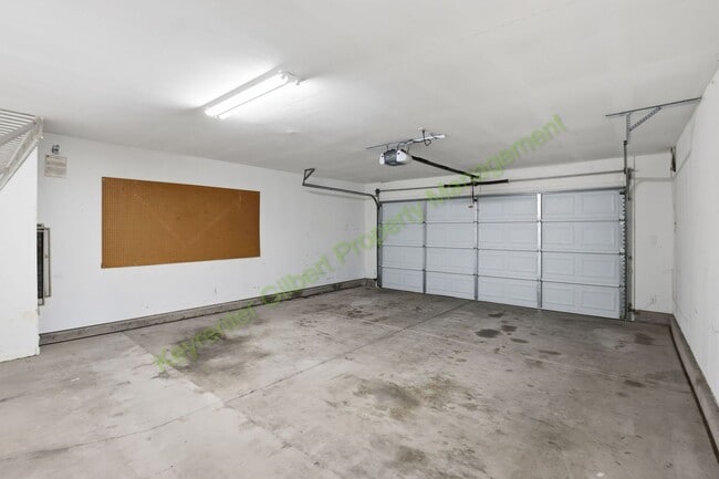 Building Photo - Beautiful San Tan Valley Home in Meadow Vista