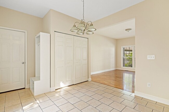 Building Photo - 36 Winterwind Dr