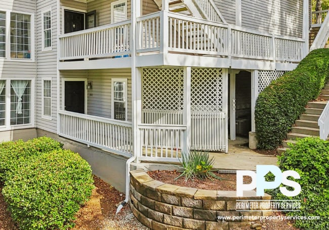 Building Photo - 801 Countryside Pl