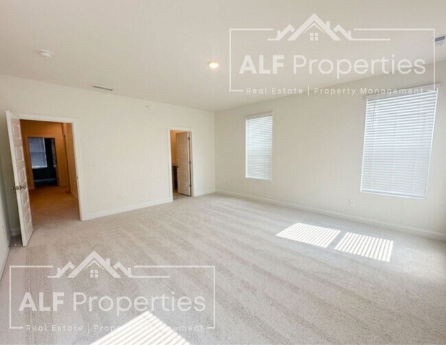 Building Photo - Luxury Downtown Wake Forest Living – Brand-New End Unit with Rooftop Terrace