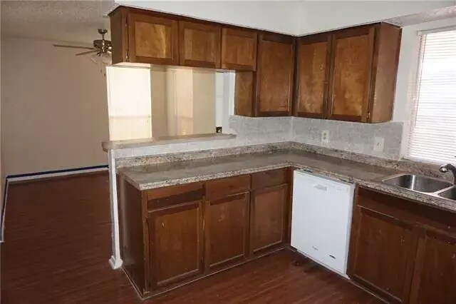 Beautiful Kitchen - 2205 Chase Ct