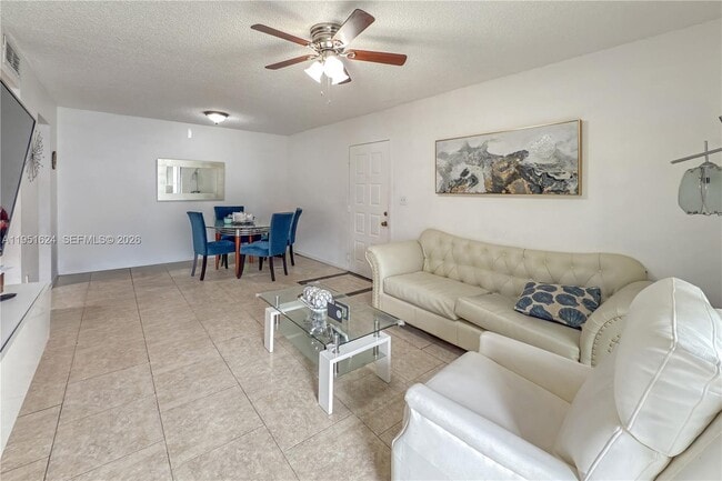 Building Photo - 7411 SW 152nd Ave