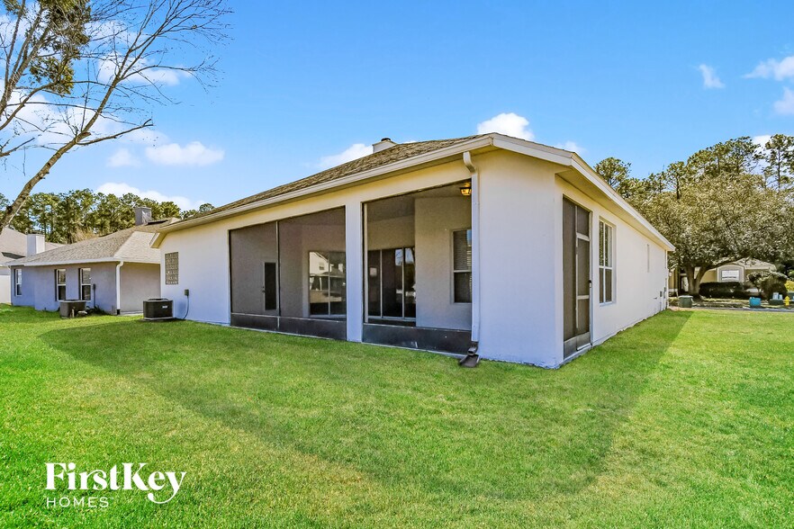 Building Photo - 10537 Castlebar Glen Dr S