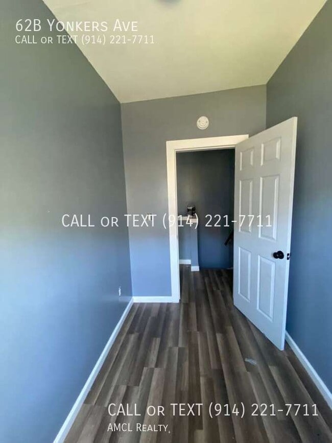 Building Photo - 62B Yonkers Ave