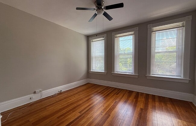 Building Photo - 3210 Bishop St