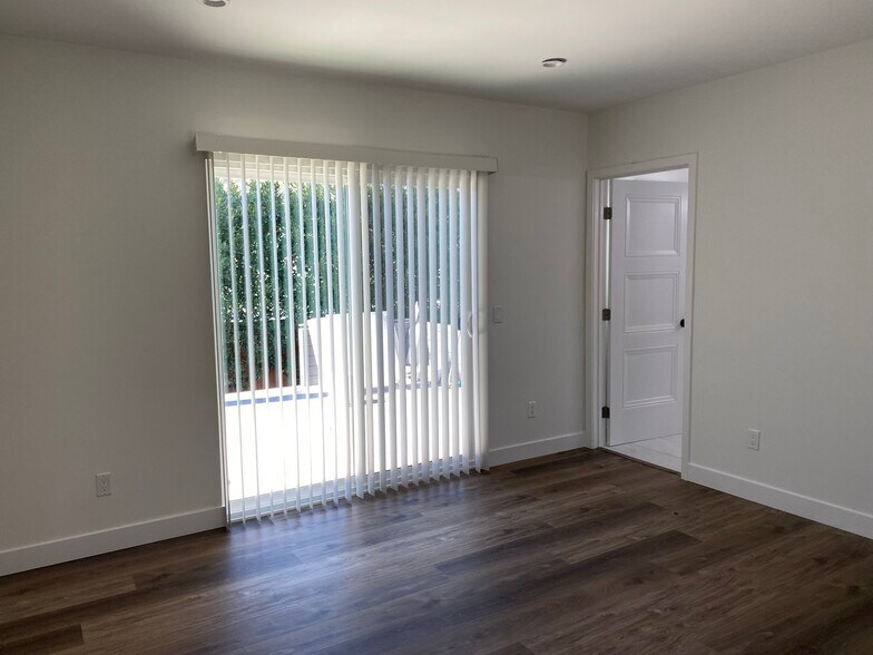Building Photo - 5024 Topanga Canyon Blvd