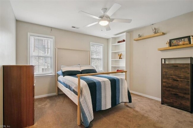 Building Photo - 5681 Regal Ct