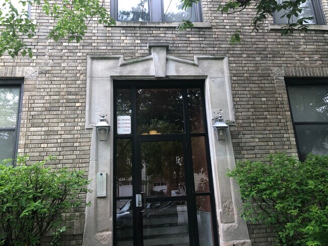 Building Photo - 7 Laidlaw Ave