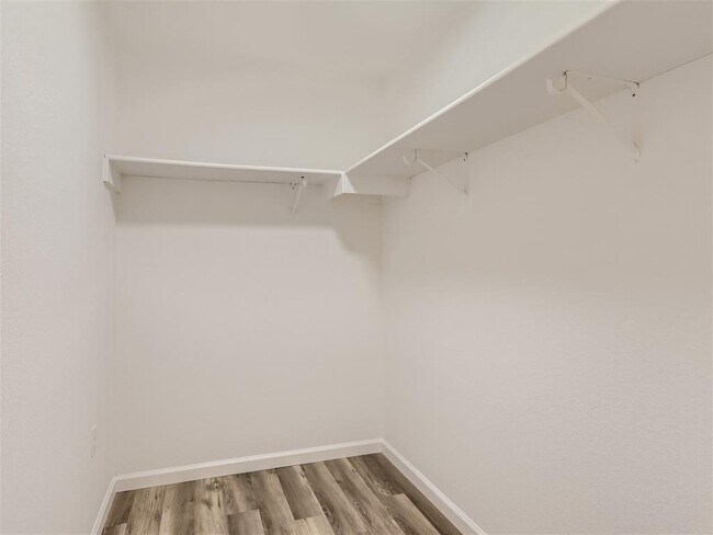 Building Photo - 1520 Curameng Cove