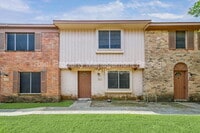 Building Photo - 3003 Falk Ct