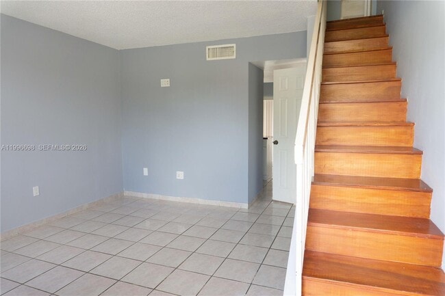 Building Photo - 1911 SW 107th Ave