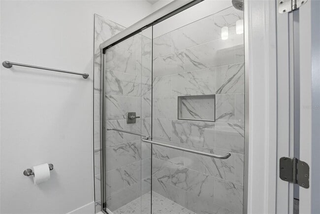 Building Photo - 2123 1st Ave N