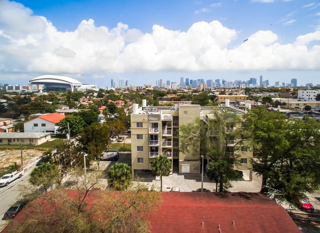 Primary Photo - Flagler Apartments