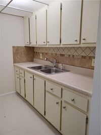 Building Photo - 251 SW 134th Way