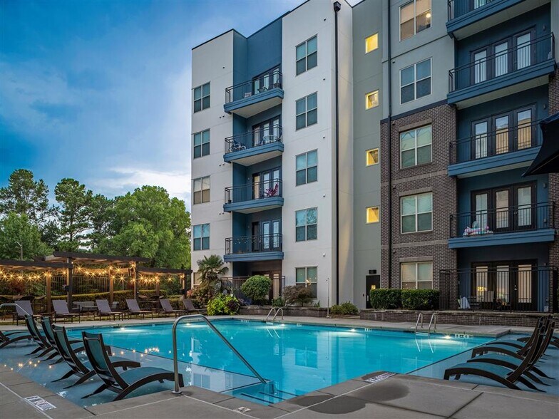 Marq Eight 8 Perimeter Ctr E Atlanta GA 30346 Apartment Finder