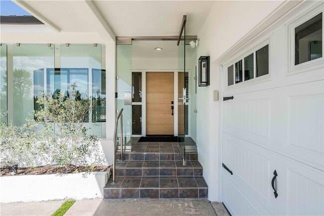 Building Photo - 2155 Hercules Dr