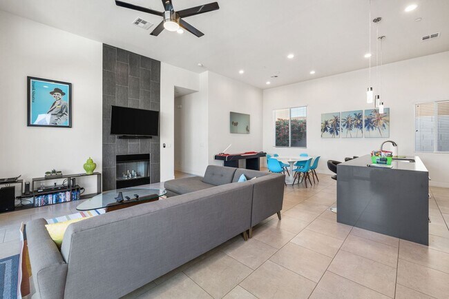 Building Photo - Pool Home in La Quinta Cove