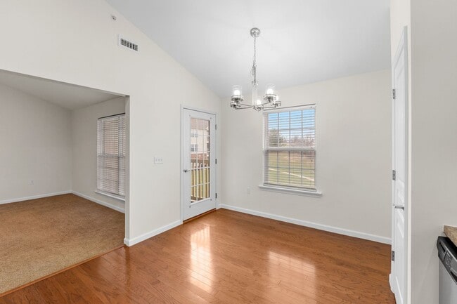 Building Photo - 1434 Piedmont Cir