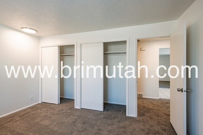 Building Photo - 4817 S 1740 E
