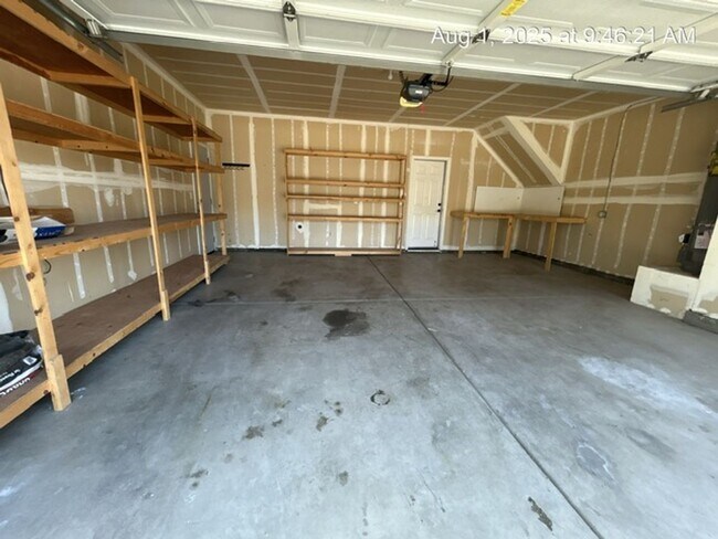 Building Photo - 9409 Viridian Way