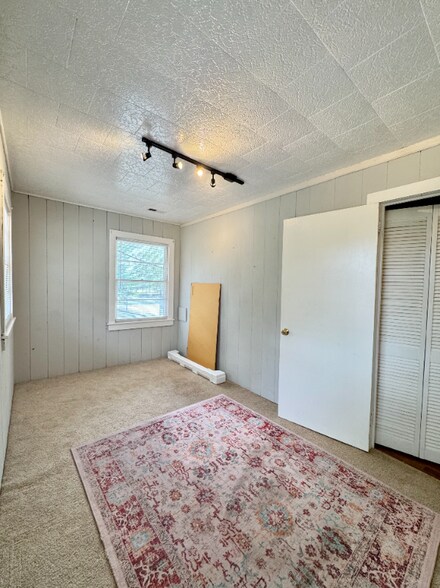 Building Photo - 7203 Porcher Dr