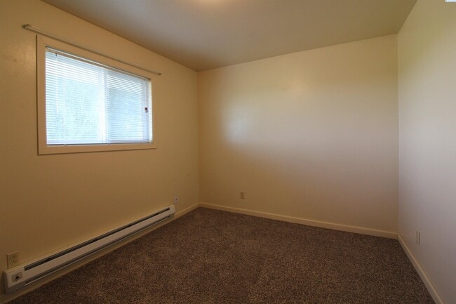 Building Photo - 2 Bed/1 Bath House in North Pasco