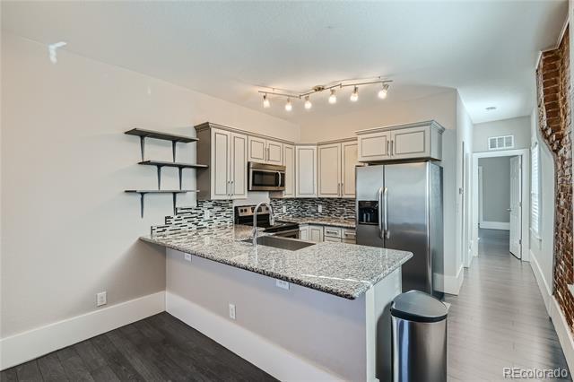 Building Photo - 3318 N Marion St