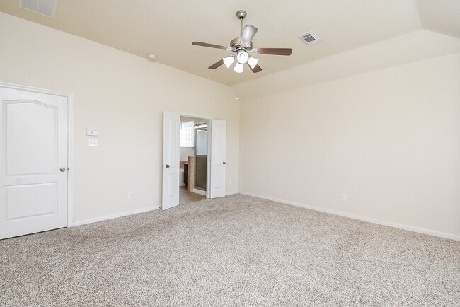 Building Photo - 6203 Ledger Ln