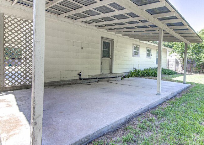 Building Photo - 8406 Burrell Dr