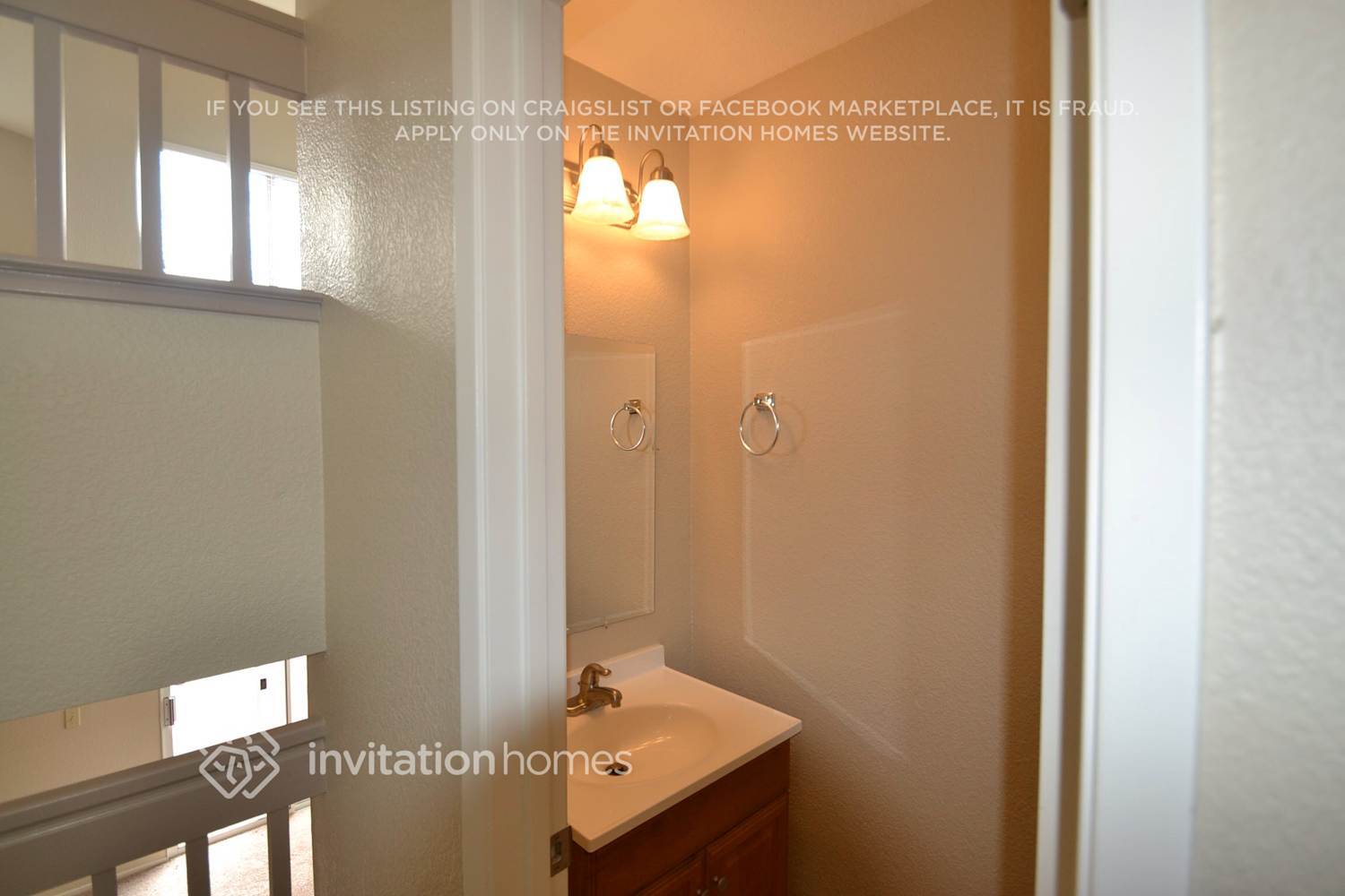Building Photo - 5117 Hereford Ct