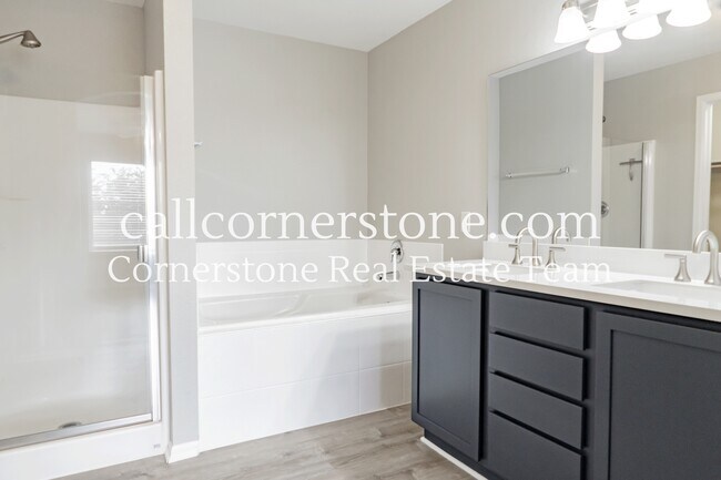 Building Photo - 2311 Washo Cir