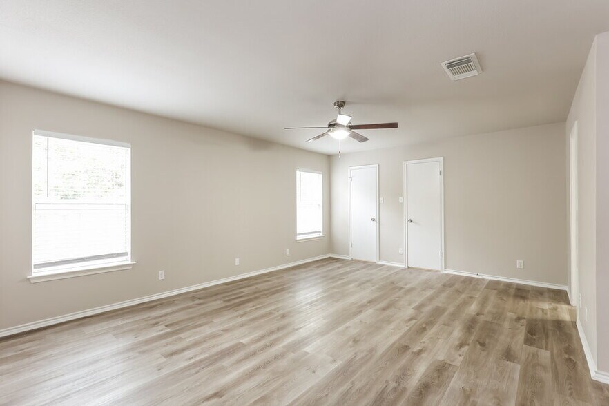 Building Photo - 18814 Redrock Creek