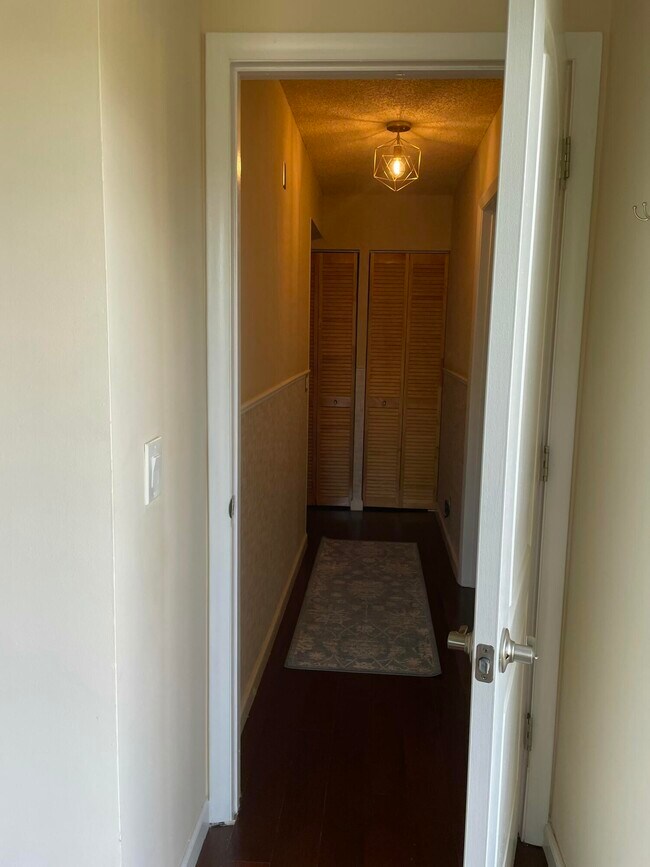 Building Photo - 22976 Oxford Pl