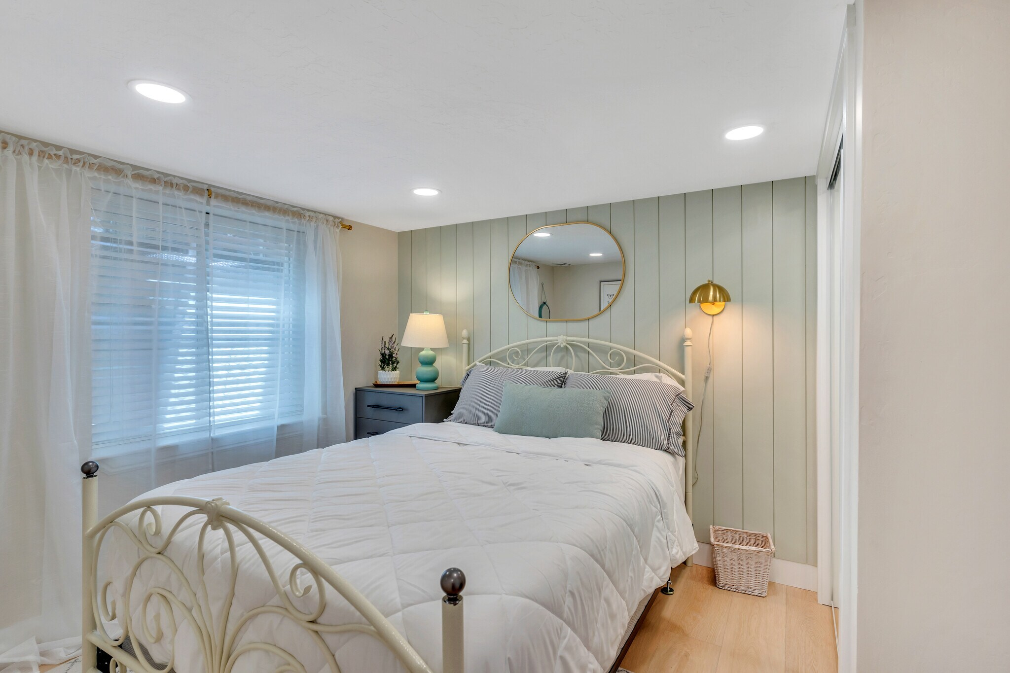 Building Photo - 9959 S Eden Point Cir