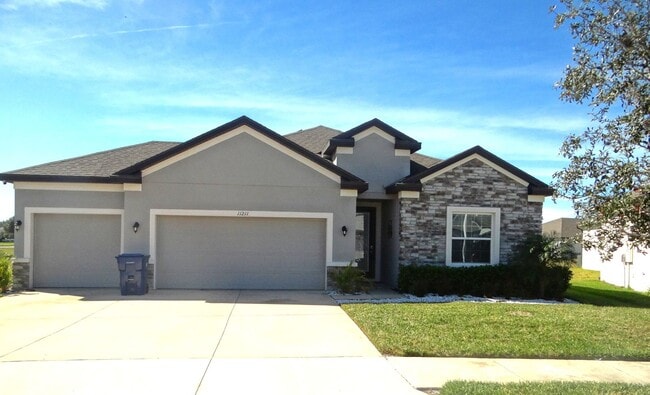 Building Photo - Spacious 4/3/3 home in Mirada