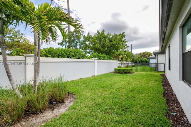 Building Photo - 2940 Shortleaf Ave