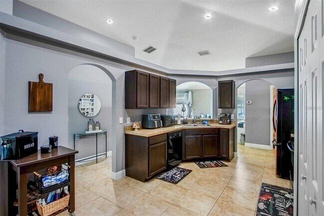 Building Photo - 3111 Turnberry Blvd