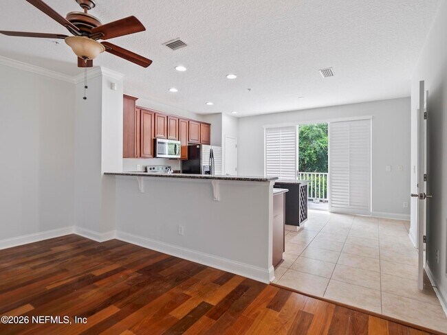 Building Photo - 4472 Congressional Dr